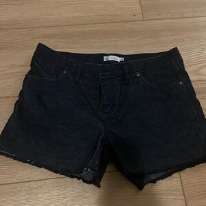 Like new Carve Designs shorts size 10